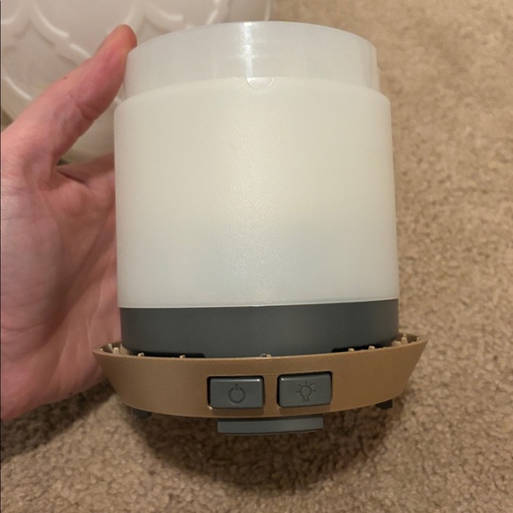 Young Living Diffuser - Picture 7 of 8